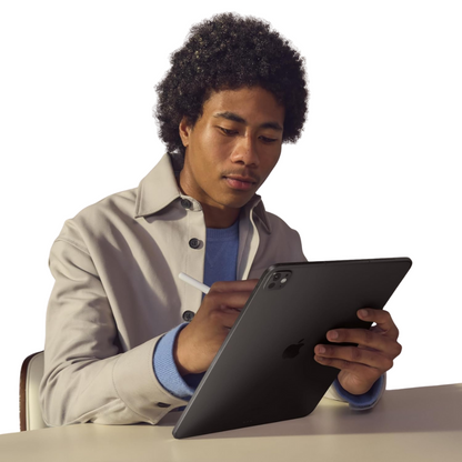 Apple iPad Pro 13 pouces (M4) : Conçu pour l'intelligence Apple, écran Ultra Retina XDR, 256 Go